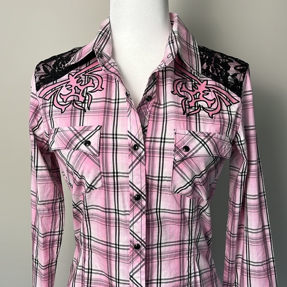 Rock & Roll Cowgirl Plaid Lace Western Long Sleeve Snap Shirt - Picture 3 of 13